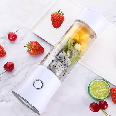 

Personal Size Blender Portable Blender USB Rechargeable Juicer Cup Single Serving Blender Fruit Mixing Machine 480ML BPA Free
