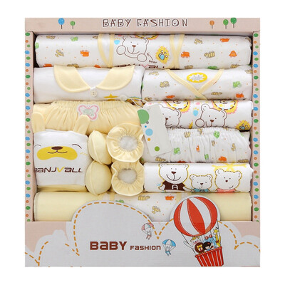 

18Pcs Infant Sets Baby Boy Girl Autumn Warm Pajamas Sleepwear Cartoon Pattern Hat Socks Clothes Sets