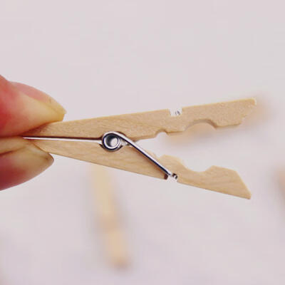 

50pcs Mini Natural Wooden Clothes Clip Photo Paper Peg Clothespin Craft Clips 25MM