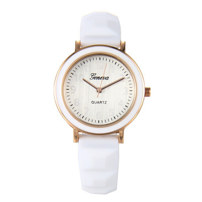 

Quartz Watch Women Silicone Strap Wrist Watch Casual Female Clock