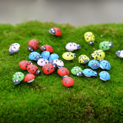 

100pcspack Mini Wooden Ladybug Sponge Self-adhesive Stickers Mini Fridge Magnets for Scrapbooking Micro Landscape Decor