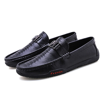 

Japanese Harajuku fashion mens new cross peas shoes mens autumn soft bottom wild personality fashion wear casual small shoes