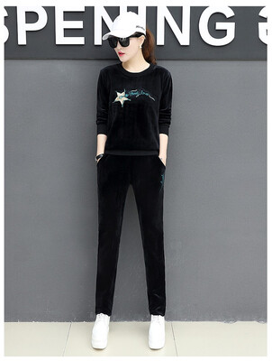 

The new Korean version of fall&winter 2018 is a two-piece fashionable casual round-collar sport suit for women