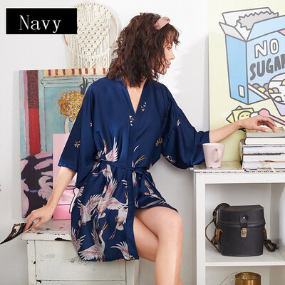 

Women Wedding Bride Bridesmaid Robe Silk Satin Short Robe Feminino Bath Robe Large Size Femme Sexy Bathrobe