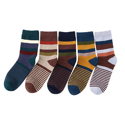 

Autumn Winter Mens Soft Comfortable Warm Cotton Stripe Socks Retro Style Fashion Colorful