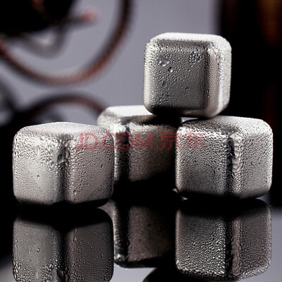 

Beijing Tokyo ice tartar stainless steel ice cubes metal ice grain creative wine red wine whiskey drink quick frozen 4 pieces with ice clip