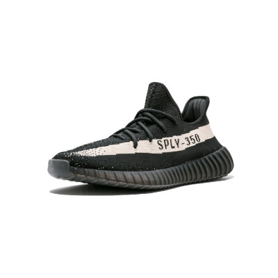 

Man yeezy350V2 black&white