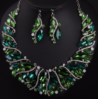 

new nice luxury fashion exaggerated crystal flashing diamond necklace earrings set dress party bride female accessories