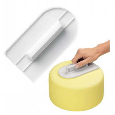 

1PCS Fondant Cake Screeding Unit Plastic Cream Decorating Smoother Polisher Cakes Cream Scraper DIY Baking Tools with Handle