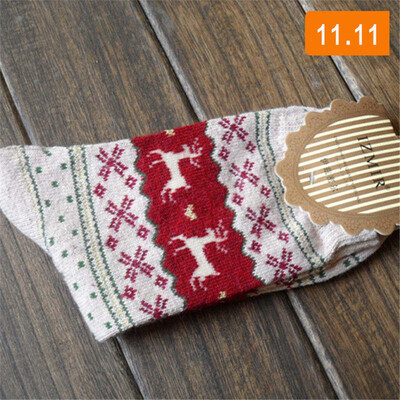 

5 pair Winter Women Socks Warm Wool Christmas Mid-calf Socks Woolen Snowflake Deer Comfortable Gift