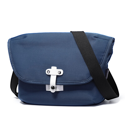 

Ninth City VNINE shoulder bag female trend crossbody bag Japan&South Korea new wild big middle school student bag VB8BV42980J red