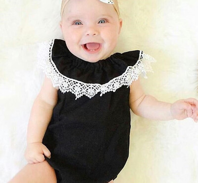 

Ins exploding girl lotus collar black Kazakhstan 0-3 year old baby Siamese newborn lace triangle climbing summer