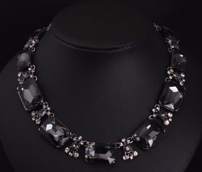 

new nice America brand temperament gem brief paragraph clavicle necklace dinner set female high-grade fashion accessories