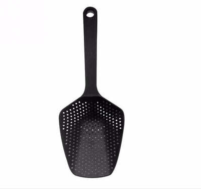 

1PC Kitchen Accessories Gadgets Nylon Strainer Scoop Colander Drain Veggies Water Scoop Gadget Cooking Tools Black
