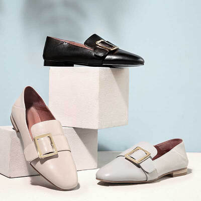 

Beijing Tokyo single shoes women casual loafers women two wear stepping a pedal flat with round head buckle leather blue gray 38