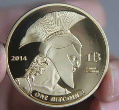 

2014 TITAN One Physical Bitcoins GOLD Plated Coin Medal Souvenir
