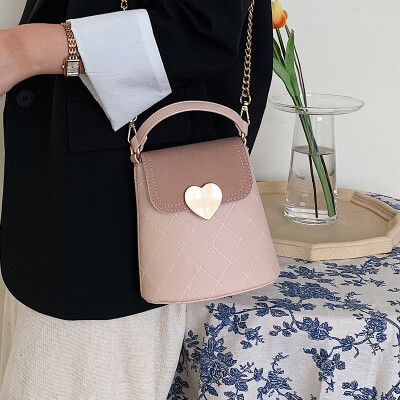 

Small bag 2019 new foreign girl single shoulder Messenger bag fashion wild chic chain portable bucket bag