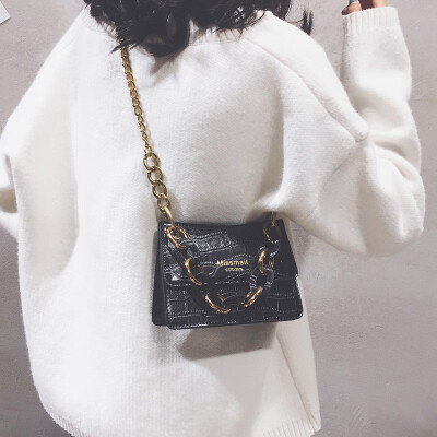 

Messenger bag female 2019 new wave Korean version of the summer retro port wind small square bag shoulder bag chain bag chic