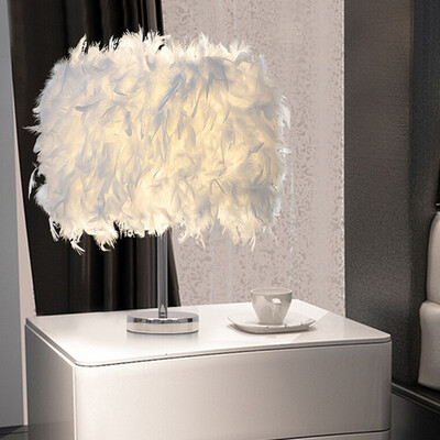 

Feather Shade Table Lamp Metal Vintage Elegant Bedside Night LIGHT Desk Decor