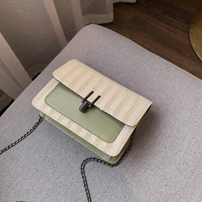 

Fashion wild striped shoulder bag 2019 new Sen temperament chain Messenger bag female simple contrast color woven bag