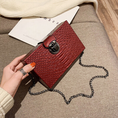 

Retro small bag female 2019 new wave Korean version of the wild autumn&winter crocodile pattern box chain Messenger bag shoulder bag