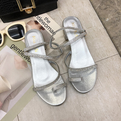 

Sandals female summer 2019 new Korean version of simple rhinestone strap toe thick heel net red fairy gladiator sandals tide