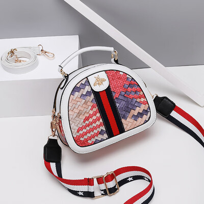 

Ladies bag 2019 Korean version of the tide fashion summer new womens bag PU wild shoulder bag Messenger bag
