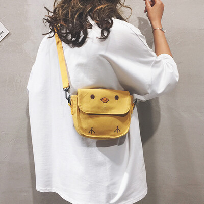 

Ins Original Wind Messenger Bag Small Bag Japanese Students Ancient Feeling Girl Canvas Joker Single Shoulder Bag in Summer