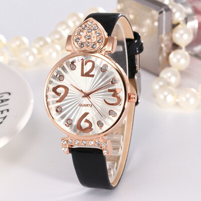 

Luxury Women Romantic Love Roman Numerals Wrist Watch Leather Strap Designer Ladies Clock Simple Dress Gfit Zegarki Damskie