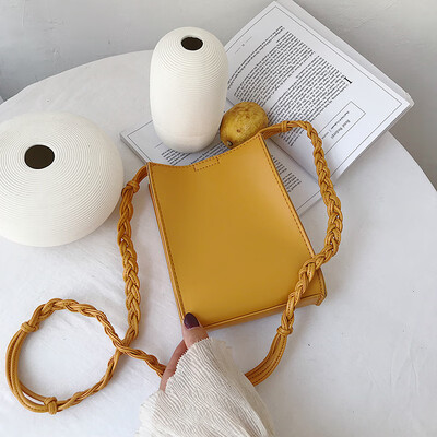 

Summer France niche texture bag handbag 2019 new wave fashion fashion wild shoulder slung small square bag