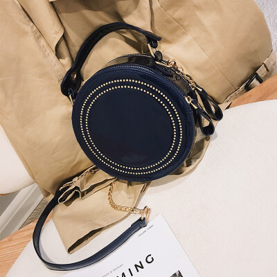 

Bag female 2019 autumn&winter new ins super fire pack Korean version of the chic shoulder slung handbag simple&versatile