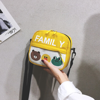 

Cute small bag female 2019 new ins Japanese Harajuku student cartoon bag wild canvas shoulder Messenger bag