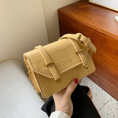 

2019 new tide bag casual bag retro shoulder bag stone pattern female summer portable cute messenger bag