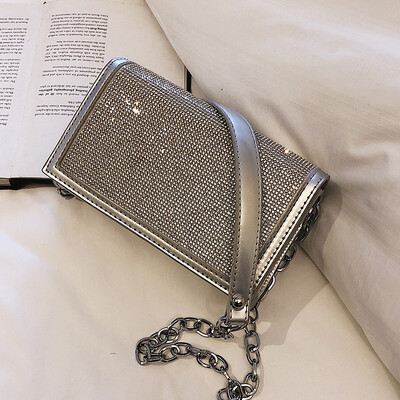 

Bag female 2019 new Korean fashion wild diamond casual personality casual chain shoulder slung small square bag