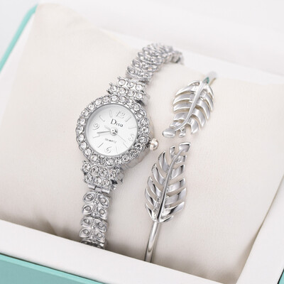 

RM Light Luxury Lady Temperament Watch Leaf Bracelet Set Chain Watch Birthday Gift
