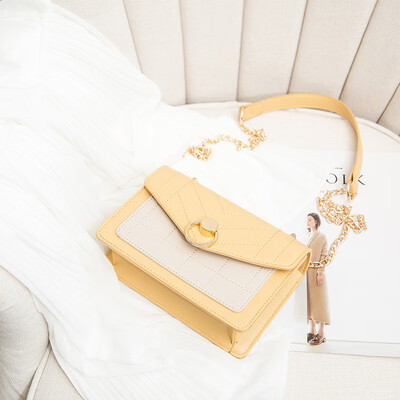 

The little girl Korean version of Joker shoulder bag fashion western style slung chain small square bag