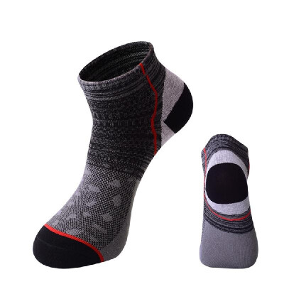 

Short Sports Outdoor Socks Fine Quality Comfortable Breathable Cotton Socks for Men