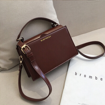 

Chic texture small bag female 2019 new wave Korean version of the wild Messenger shoulder portable fashion retro small square bag