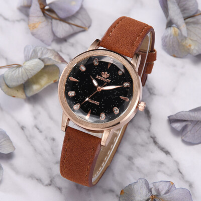 

RM Luxury Temperament Lady Irregular Mirror Leather Belt Watch Analog Quartz Watch