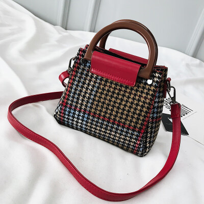 

New houndstooth bag female 2019 new wave Korean version of the wild single shoulder slung portable fashion woolen small square bag