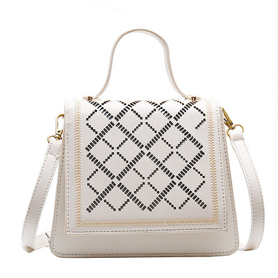 

Fashion peach heart lock embroidery thread handbag 2019 new chain shoulder bag tide wild temperament diagonal cross pu bucket bag