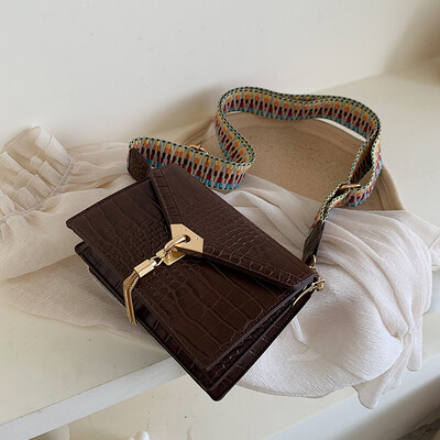 

Broadband small bag handbags new 2019 Korean version of the solid color personality small square bag casual simple shoulder Messenger bag tide