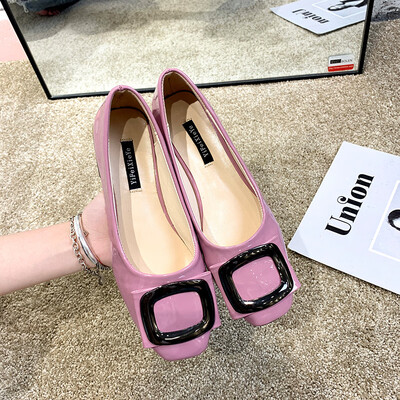 

Retro granny shoes thick heel square head shoes women low heel bean shoes 2019 spring&summer Korean square buckle shallow pour