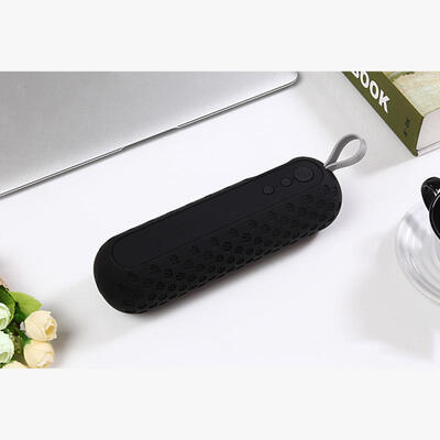 

S2 Outdoor Portable Bluetooth Speaker Handheld Wireless Subwoofer Speaker With FM Radio TF Card Slot
