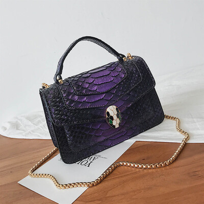 

Qiao Bani 2019 new European&American style fashion snake skin pattern BV snake head flip cover bag shoulder diagonal cross tide handbag