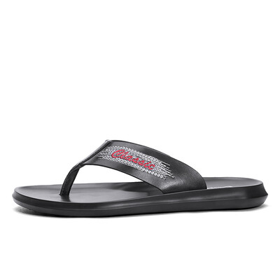 

Mens Slippers 2019 Summer Explosion Shoes Trends Flip-Flops Casual Shoes Beach Leather Mens Sandals Large Size Shoes