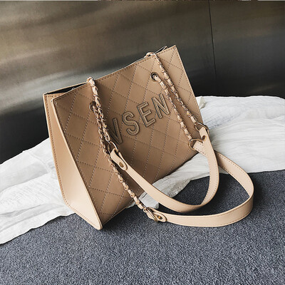 

Temperament bag female 2019 new chic Korean fashion Yangzi mother wild shoulder slung rhombic chain bag