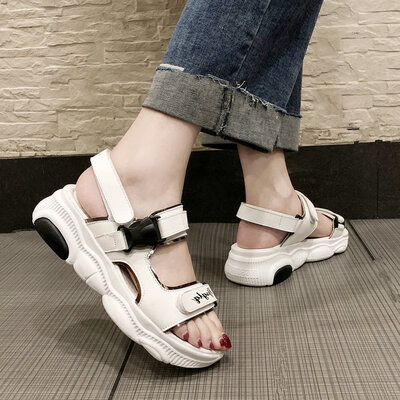 

Sandals lazy summer people flat-bottomed muffins thick-soled beaches super-hot sports student womens shoes