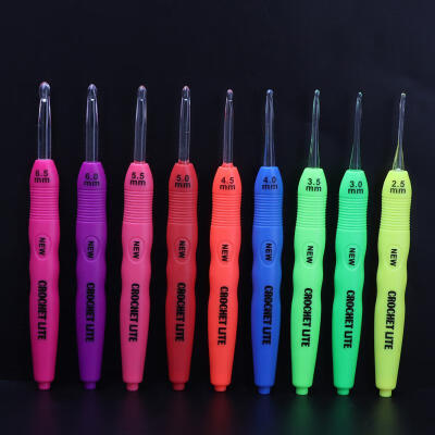 

Greensen 9 Sizes LED Plastic Crochet Hooks 25-65mm Knitting Needles Weaving Sewing Accessories