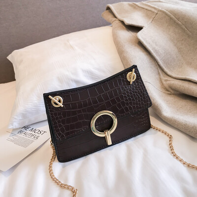 

New crocodile pattern small bag female 2018 new wave fashion wild small square bag net red temperament chain shoulder bag
